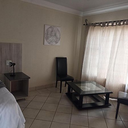 4 Seasons Country Club Hotel Bronkhorstspruit Luaran gambar